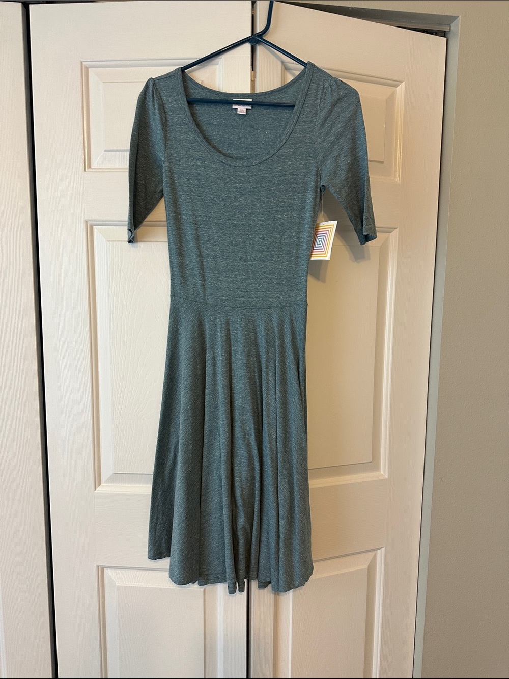 LuLaRoe Heathered Sage Scoop Neck Midi Dress